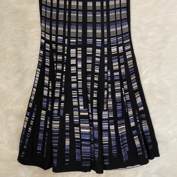 NIC+ZOE Sleeveless Print Knit Fit and Flare Dress - Picture 3 of 8